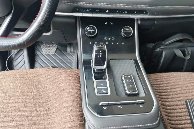 Used Chery Tiggo 8 2020 Facelifted Version 290TGDI Automatic Elite Edition Gear Lever