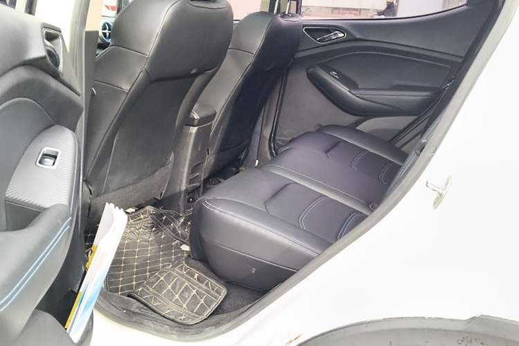 Used BYD Yuan New Energy 2018 EV360 Smart Connect Cool Edition
