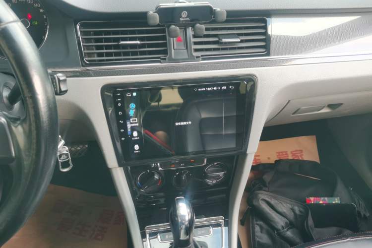 Used Volkswagen Bora 2015 Qihui Edition 1.6L Automatic Fashion Model