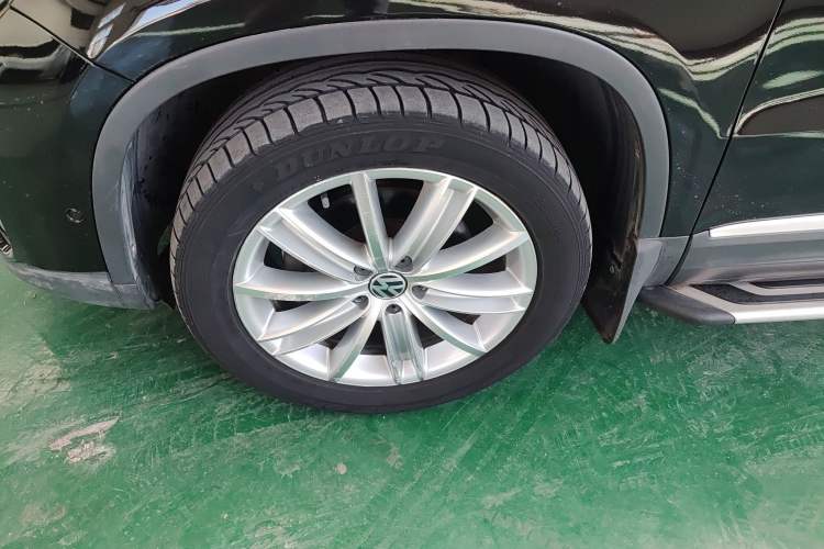 Used Volkswagen Tiguan 2013 2.0 TSI Automatic All-Wheel-Drive Flagship Edition
