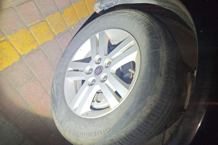 Used Fiat Freemont 2012 2.4L Luxury Edition
