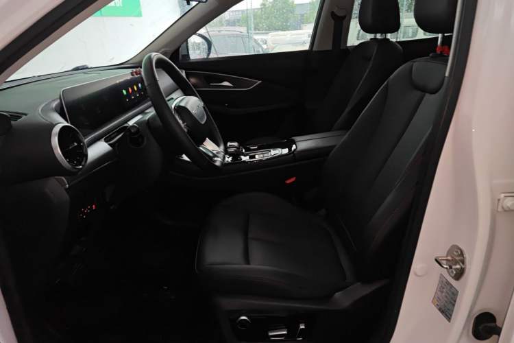 Used FORTHING T5 EVO 2021 1.5TD DCT Diamond Edition
