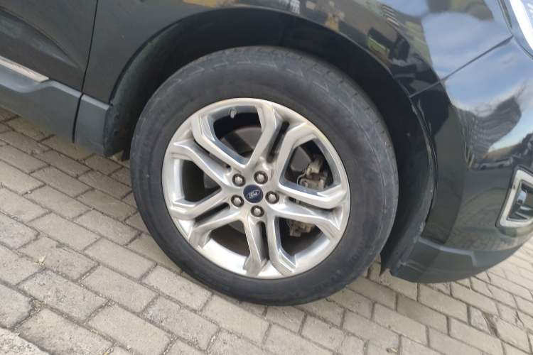 Used Ford Edge 2016 EcoBoost 245 Four-Wheel Drive Titanium Edition 7-Seater