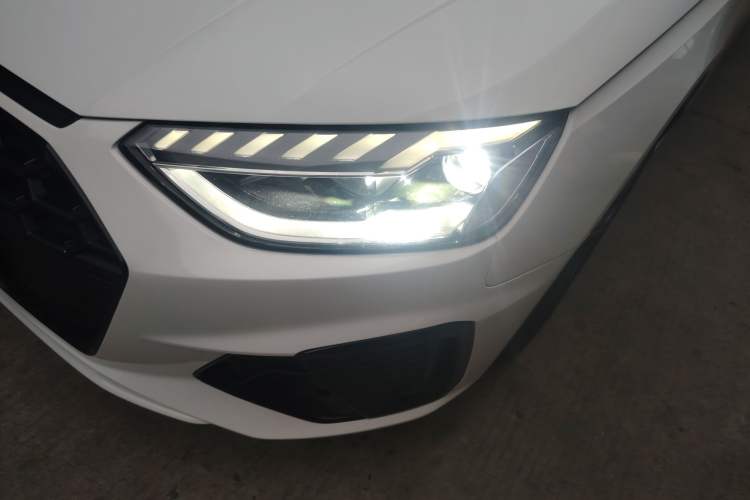 Used Audi A4L 2020 40 TFSI Luxury Dynamic Model
