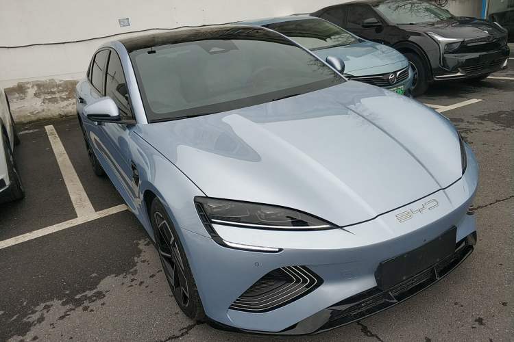 Used BYD Seal 2022 700 km Long-Range Rear-Wheel-Drive Version