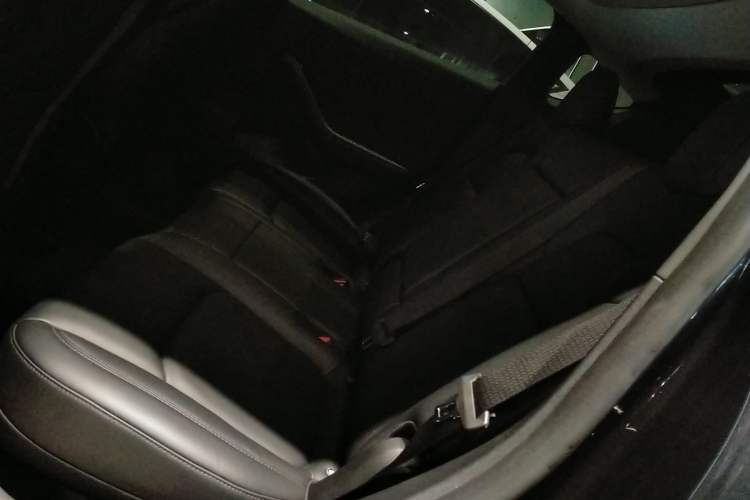 Used Tesla Model Y 2024 Rear-Wheel-Drive Version
