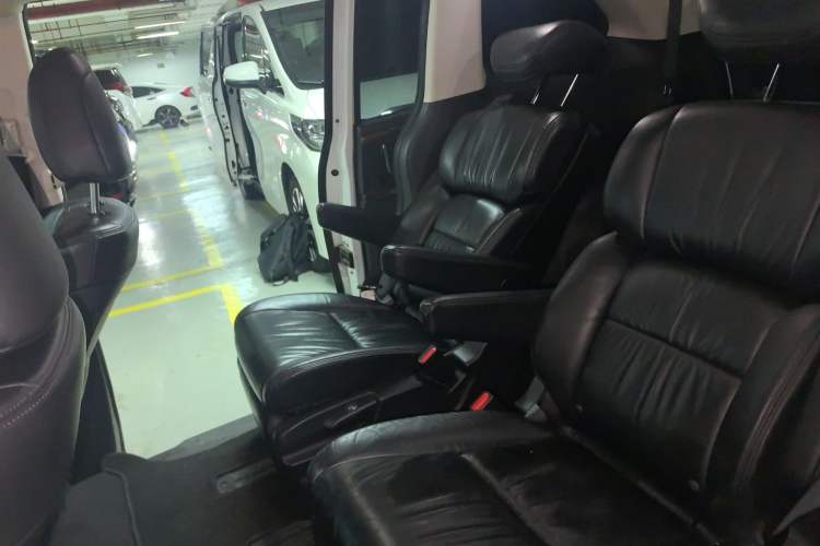 Used Honda Odyssey 2015 2.4L Prestige Edition Left Rear Seat