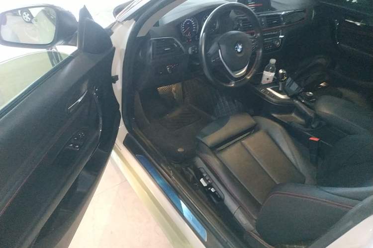 Used BMW 2 Series 2019 225i Sport Design Package
