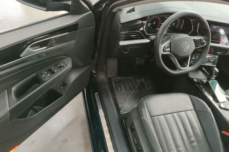 Used Volkswagen Passat 2023 330TSI Starry Elite Edition
