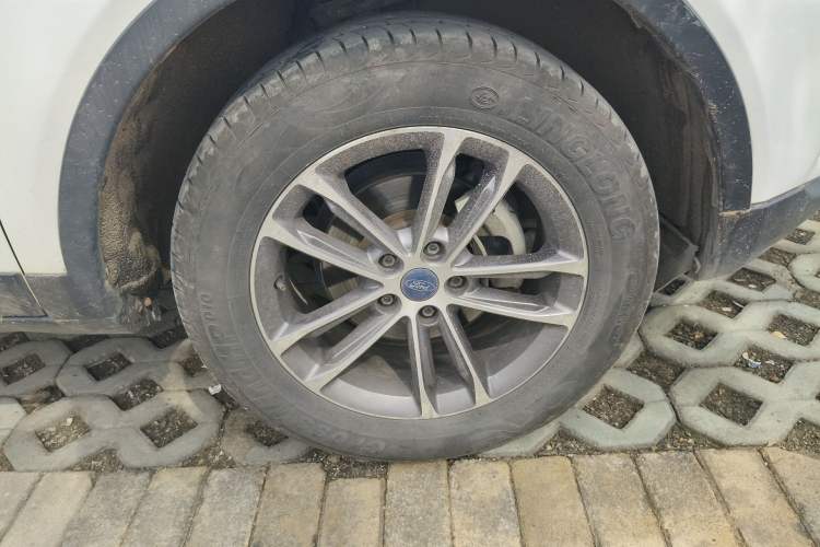 Used Ford Territory 2019 EcoBoost 145 CVT Platinum Edition China VI compliant Right Front Wheel Hub