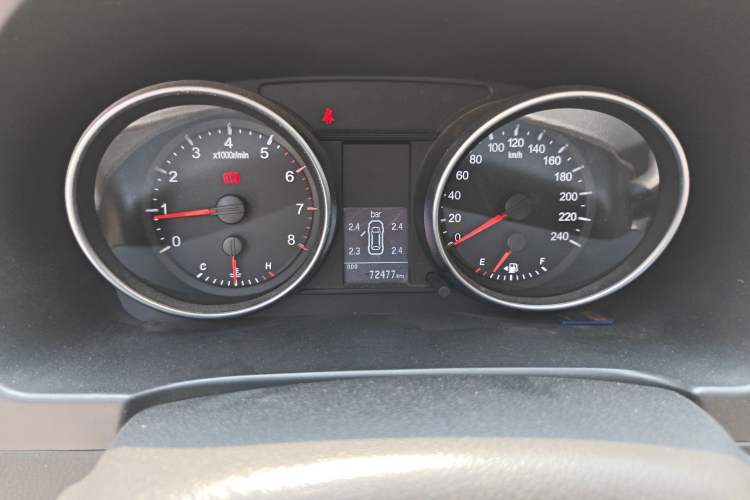 Used Haval H6 2015 Upgraded Model 1.5T Manual Two-Wheel Drive Elite Version