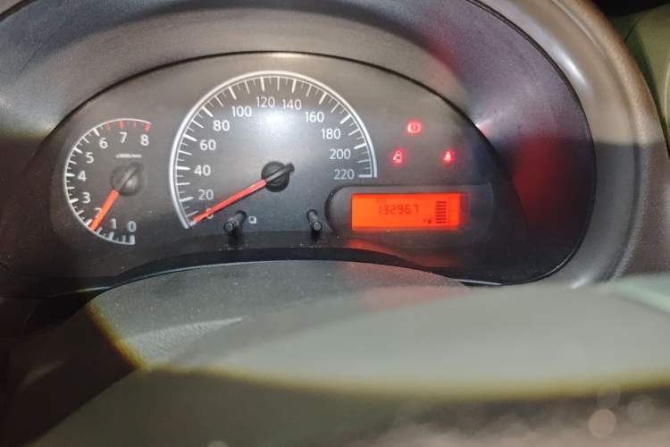 Used Nissan Sunny 2014 1.5XE Manual Comfort Edition
