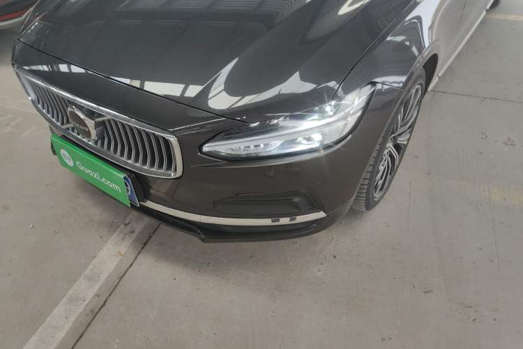 Used Volvo S90 2022 B5 Zhiyuan Luxury Edition