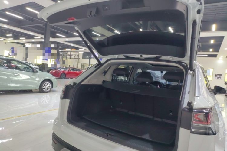 Used Volkswagen Tayron 2023 330TSI Two-Wheel-Drive Luxury Plus Advanced Version Trunk