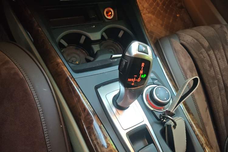 Used BMW X5 2011 xDrive35i Luxury Model
