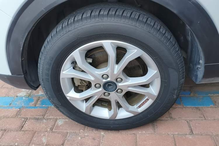 Used Haval H2s 2017 Red-Label 1.5T Dual-Clutch Elite Model
