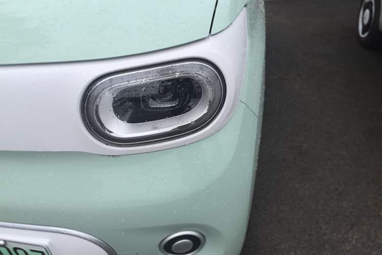 Used Wuling Hongguang MINIEV 2024 3rd Generation 215km Youth Edition Left Front Headlight