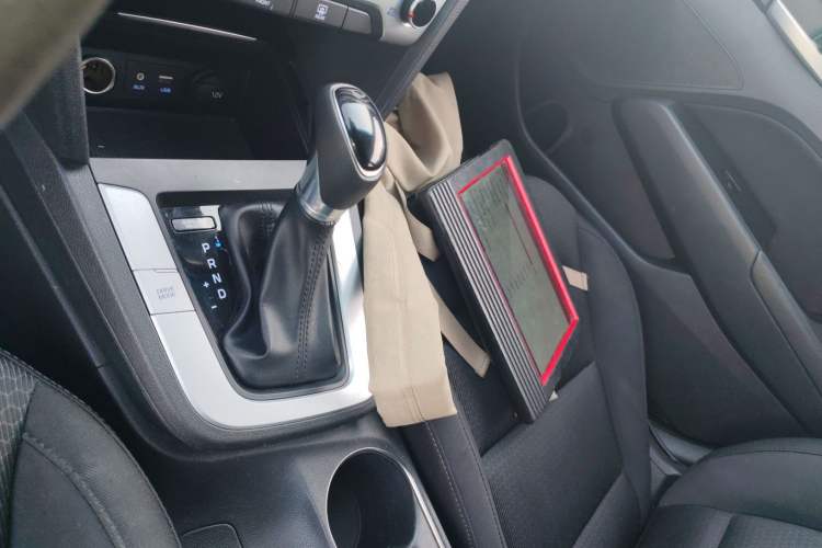 Used Hyundai Elantra (6th Generation / Lingdong) 2016 1.6L Automatic ZhiXuan – Elite Version
