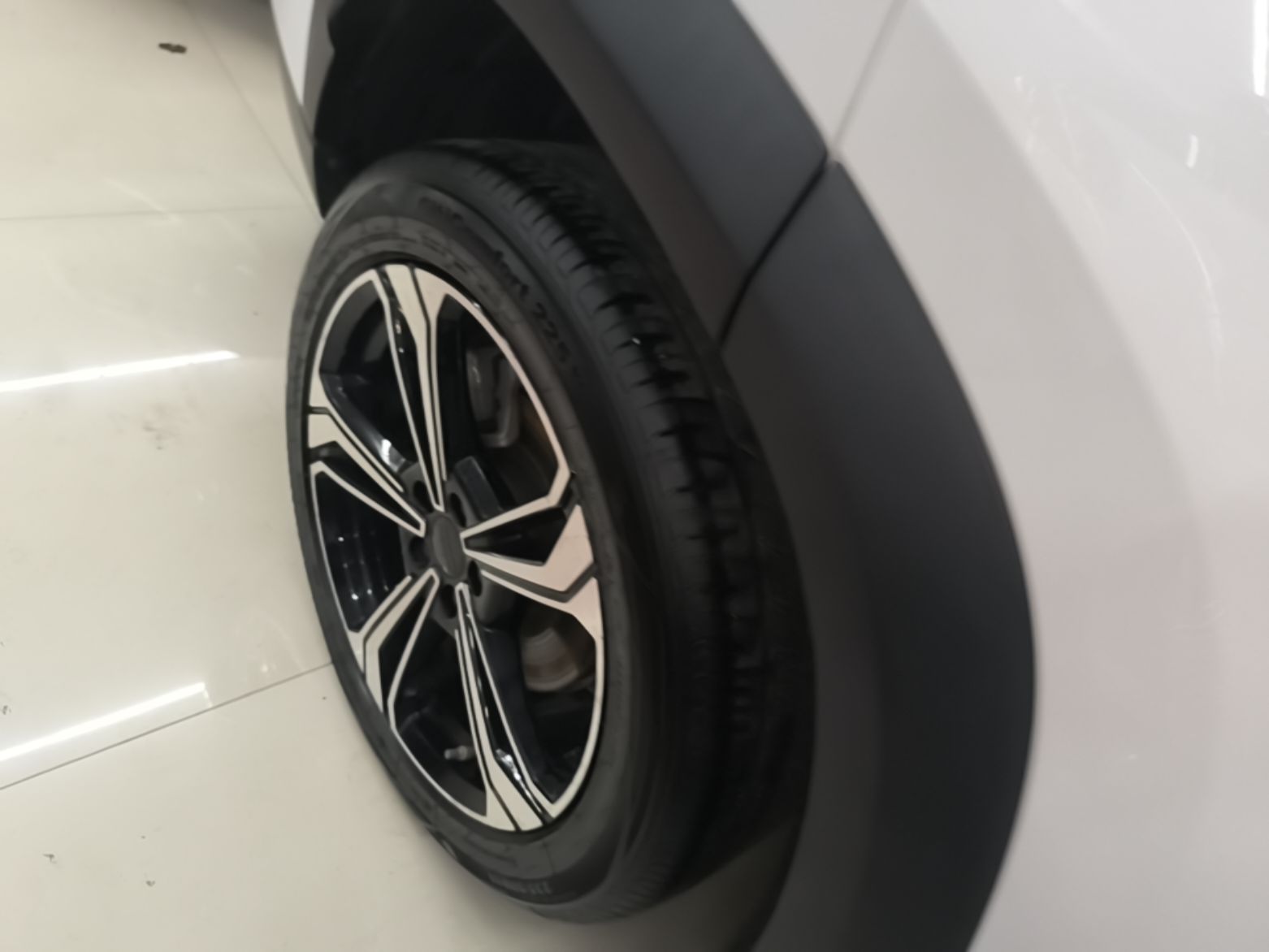 Geely Galaxy L7 2023 1.5T 115 km PLUS — снимка 11