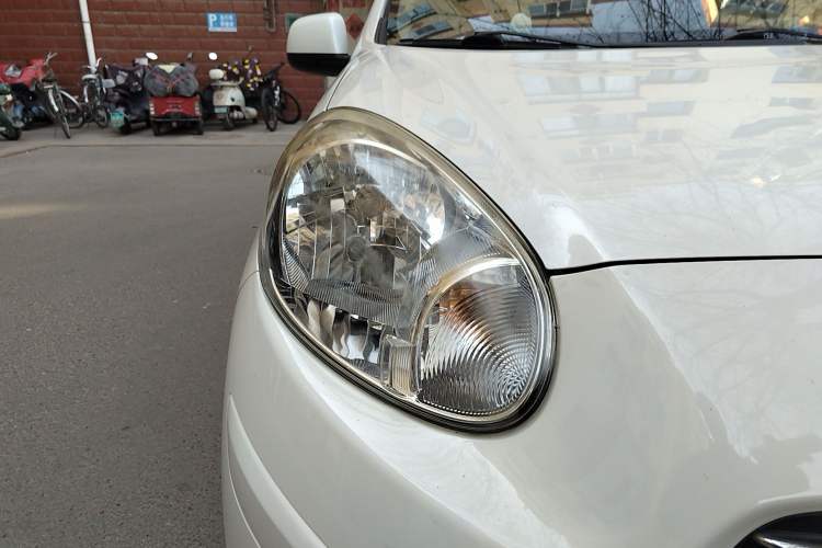 Used Nissan March 2010 1.5L Automatic Easy-Style Version