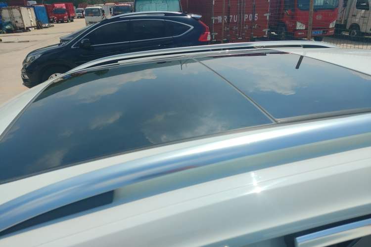 Used Volkswagen T-ROC 2022 280TSI DSG Two-Wheel Drive Comfort PLUS Roof