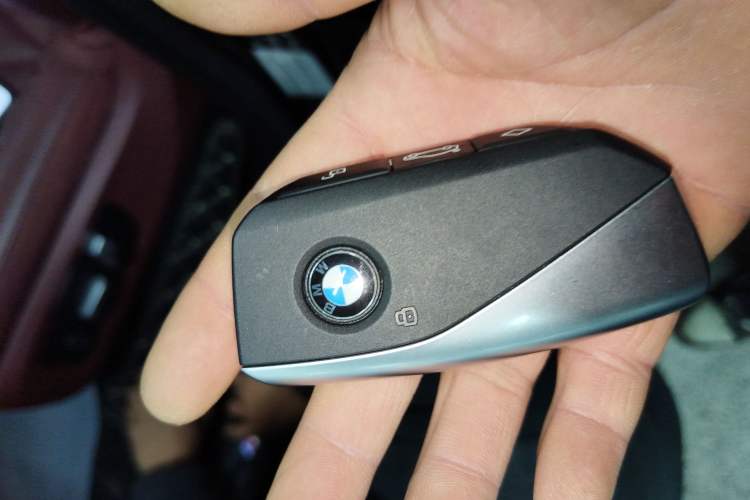 Used BMW 5 Series 2021 Facelifted 530Li Leading Edition M Sport Package