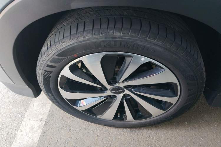 Used BYD Song PLUS New Energy 2024 HONOR Edition DM-i 71km Luxury Model