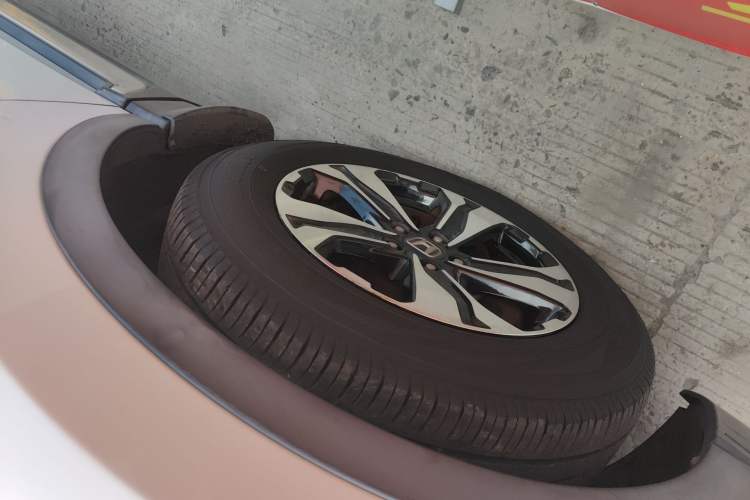 Used Honda CR-V 2017 240TURBO CVT Front-Wheel Drive Fashion Edition