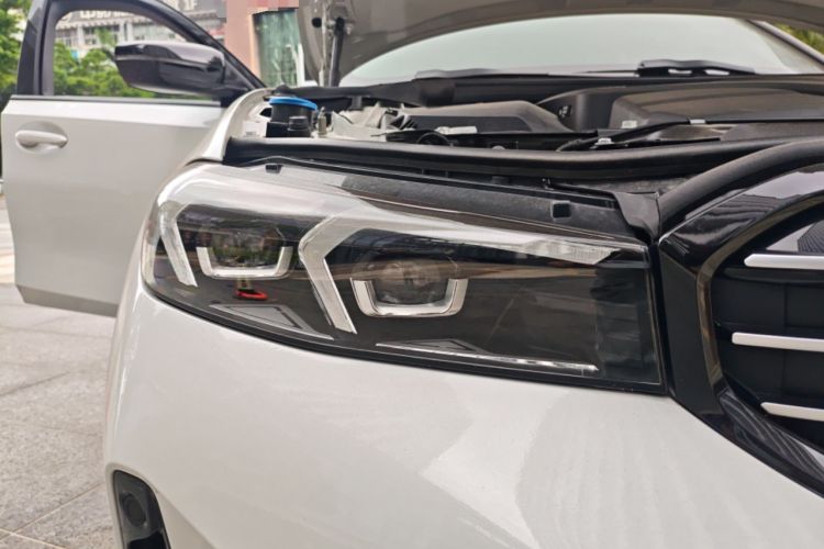 Used BMW 3 Series 2024 325i M Sport Night Edition Package Right Front Headlight