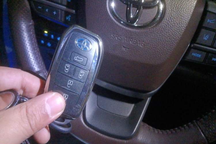 Used Toyota SIENNA 2021 2.5L Hybrid Platinum Edition