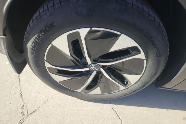 Used Volkswagen ID.4 CROZZ 2025 Pure Edition