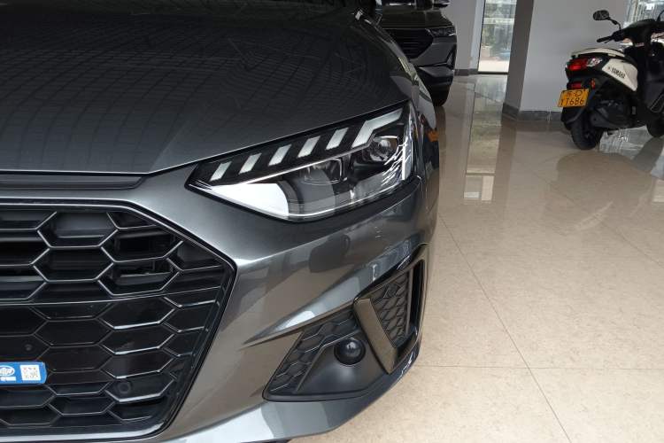 Used Audi A4L 2023 40 TFSI Luxury Dynamic Model