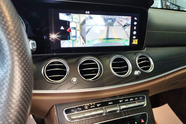 Used Mercedes-Benz E-Class 2022 Second Facelift E 300 L Sport Luxury Edition