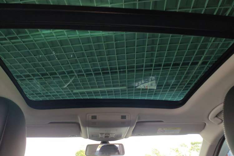 Used Volkswagen T-ROC 2018 280TSI DSG Two-Wheel-Drive Comfort Version China V Standard Headliner