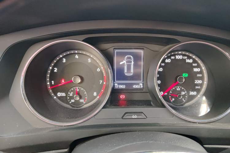 Used Volkswagen Tiguan L 2017 330TSI Automatic Two-Wheel Drive Luxury Edition
