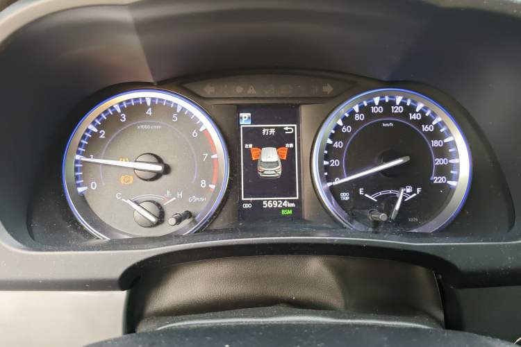 Used Toyota Highlander 2018 2.0T Four-Wheel Drive Supreme Edition 7-Seater China VI Instrument Cluster