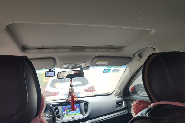 Used Roewe 360 2015 1.5L Manual Luxury Edition
