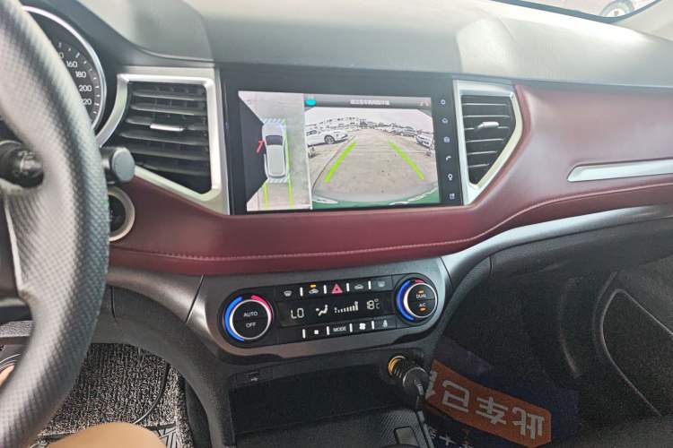 Used Haval H6 Coupe 2018 Red-Label 1.5T Automatic Two-Wheel Drive Ultra-Luxury Model Audio And AC Panel