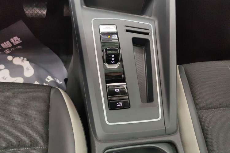 Used Volkswagen Golf 2023 Facelift 280TSI DSG Pro Gear Lever