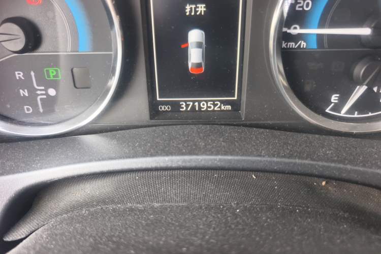 Used Toyota Levin 2017 Revised 1.8 GS CVT Elite Edition China V Standard Odometer Close Up