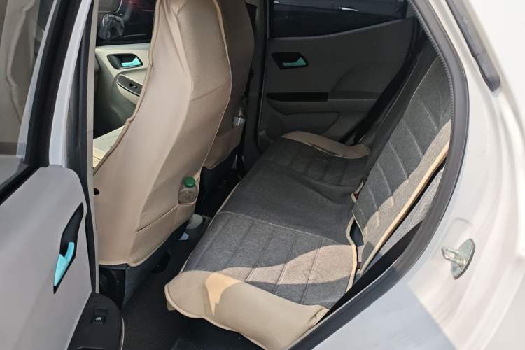 Used JMEV Xiao Qilin 2023 Joyful Edition 201km Comfort Model Left Rear Seat