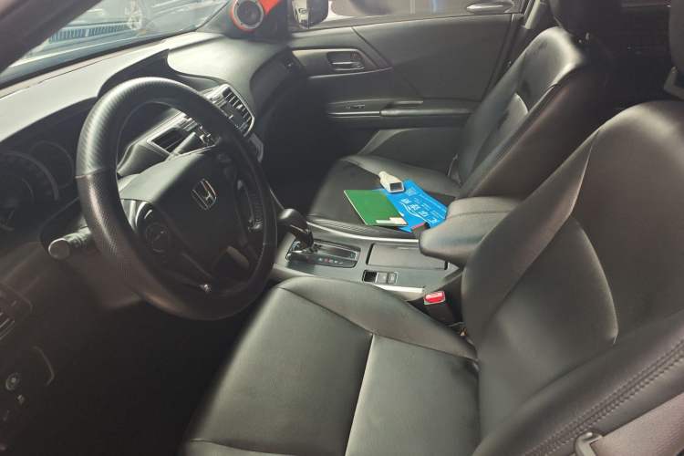 Used Honda Accord 2015 2.0L LX Comfort Edition Left Front Seat