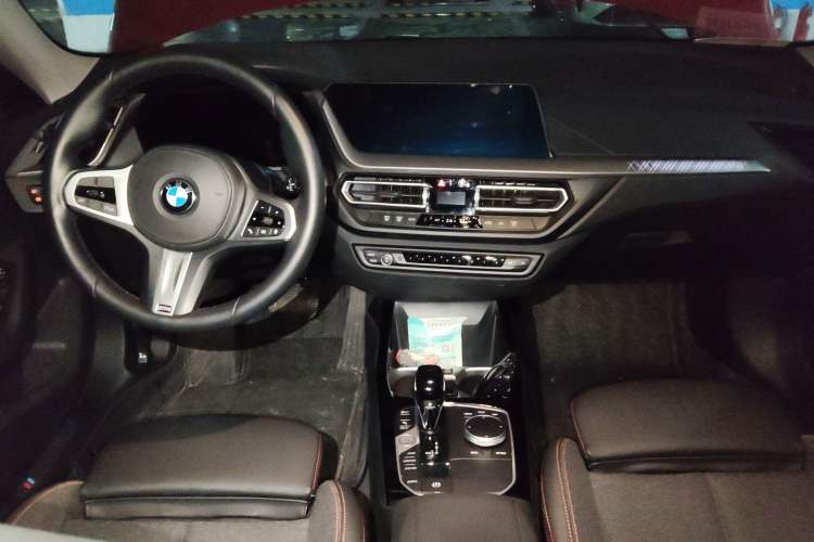Used BMW 2 Series 2023 225i Four-Door Coupe M Sport Package Center Console