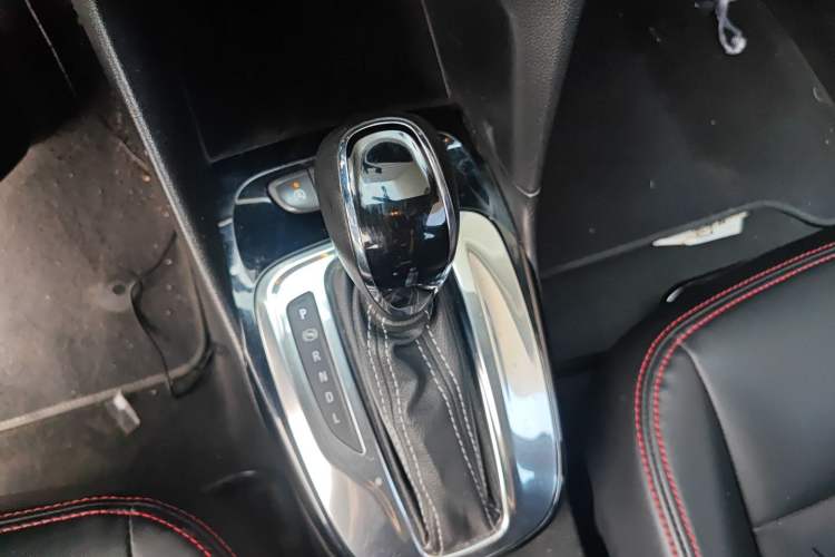 Used Buick Excelle 2018 15N CVT Elite Edition Gear Lever