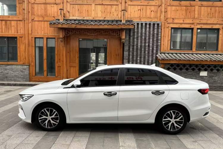 Used Geely Auto Emgrand 2022 4th Generation 1.5L CVT Elite Model
