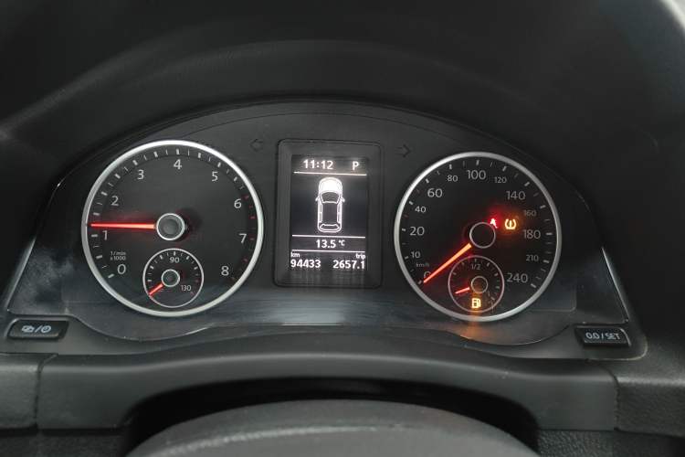 Used Volkswagen Tiguan L 2016 280TSI Automatic Two-Wheel-Drive Silk Road Style Edition