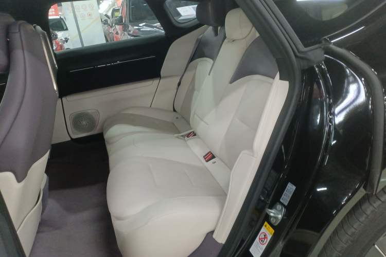 Used Avatr 12 2025 Updated Ultra All-Electric Four-Wheel Drive
