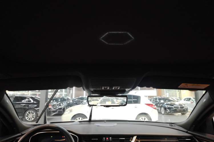 Used Jaguar XFL 2024 2.0T P300 Four-Wheel Drive Flagship Sport Gold Edition