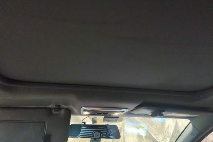 Used Honda XR-V 2015 1.8L VTi CVT Luxury Edition Headliner