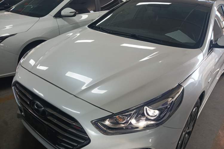 Used Hyundai Sonata Plug-in Hybrid 2018 2.0 PHS Smart Connect Version China VI Standard Front